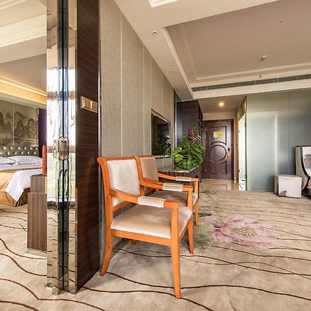 Vienna International Hotel Shenzhen Longgang Lilang Exterior foto