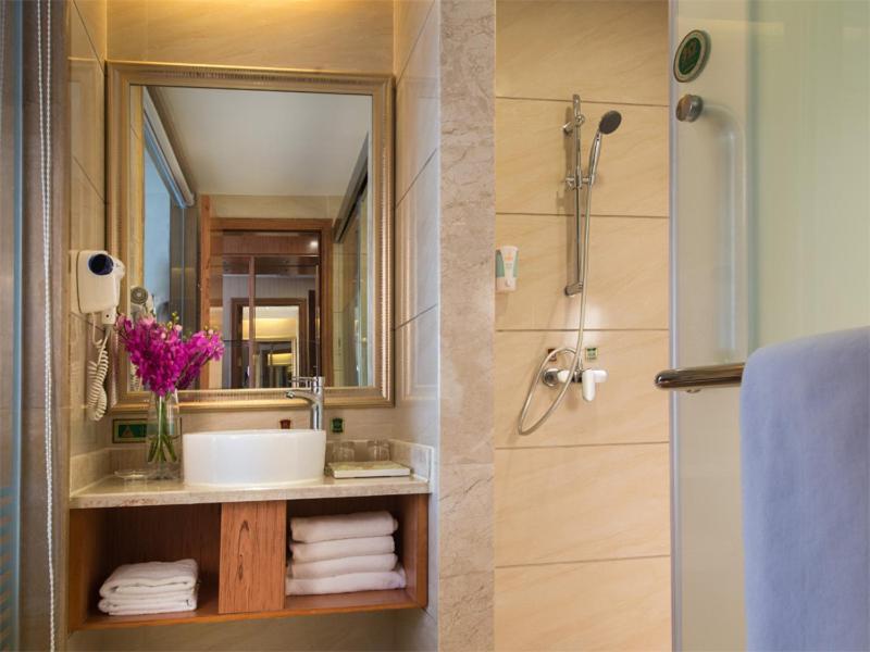 Vienna International Hotel Shenzhen Longgang Lilang Exterior foto